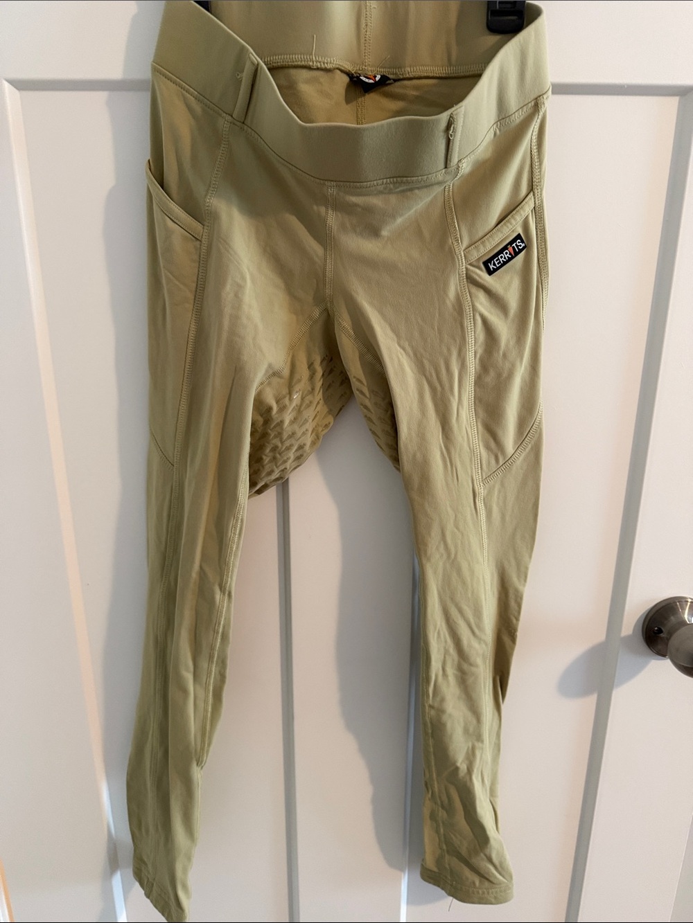 Kerrits Tan Riding Leggings with Side Pockets. women's small